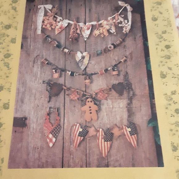 Kindred Spirits crafts pattern decorative swags sewing holiday uncut - Picture 3 of 3